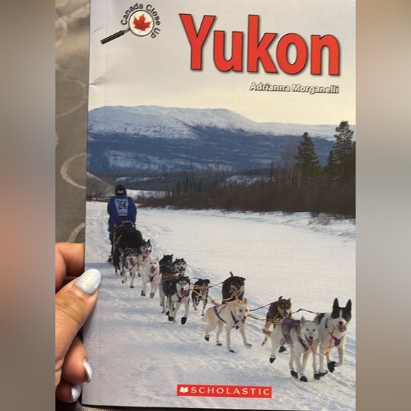 Scholastic Canadian Provinces Book Set - Picture 4 of 5